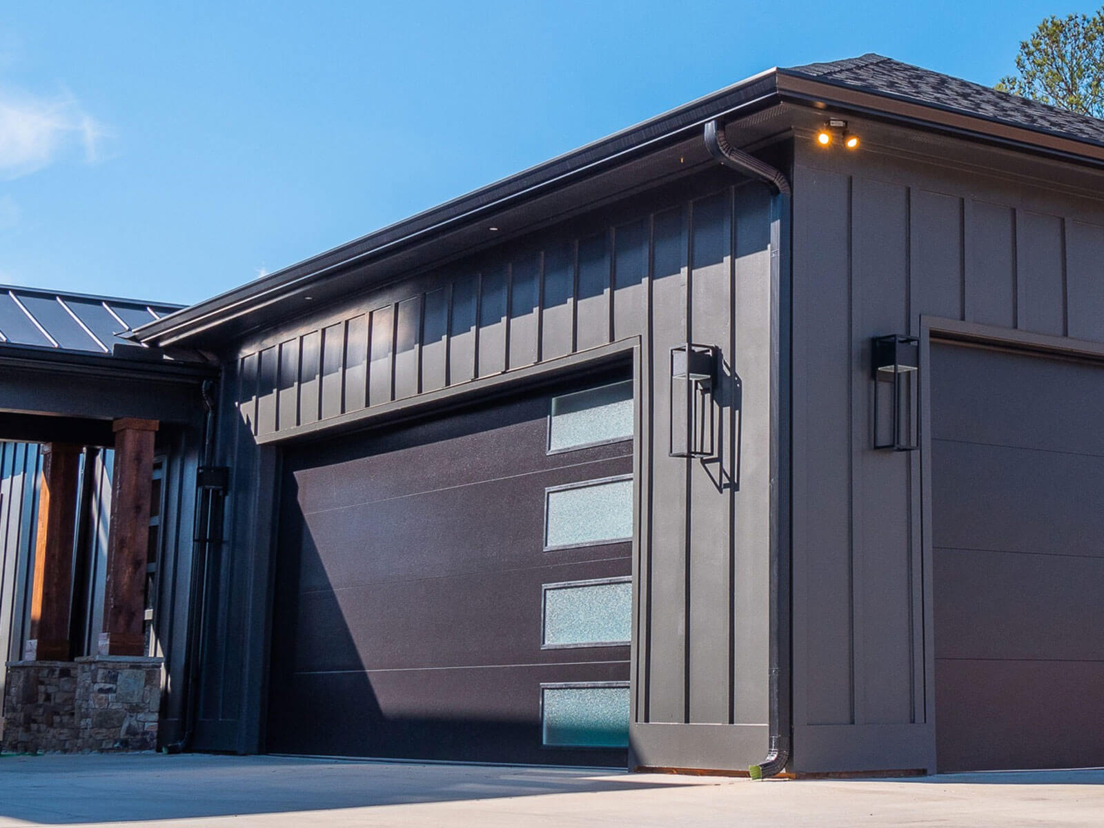 [Placeholder — installed garage door photo]